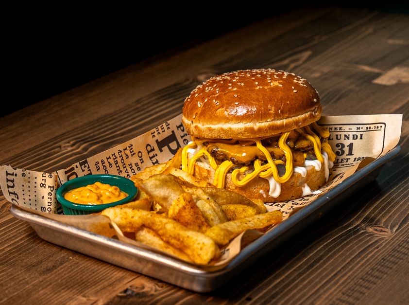 WAGOON DOUBLE CHEESE BURGER